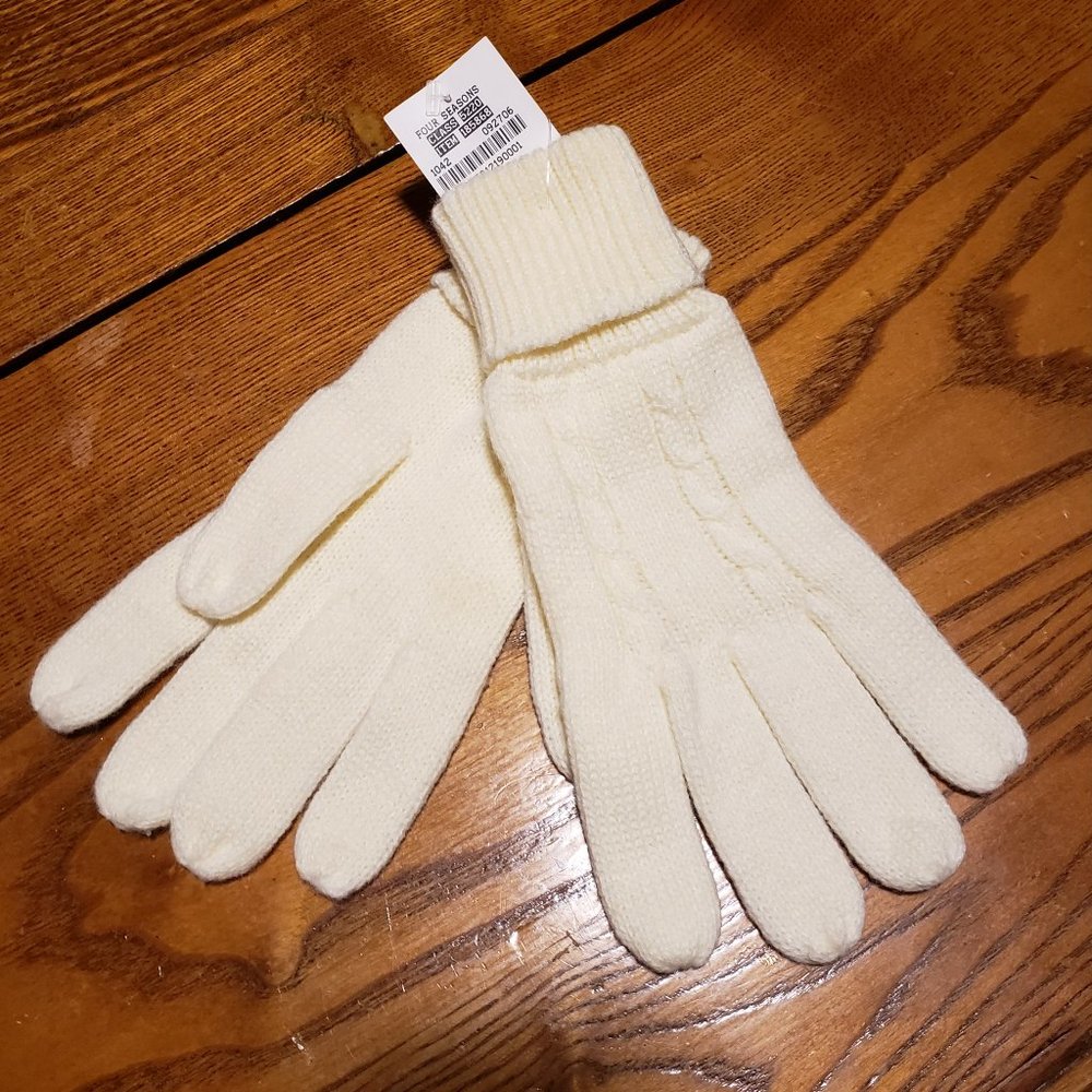 Off white Four Seasons gloves